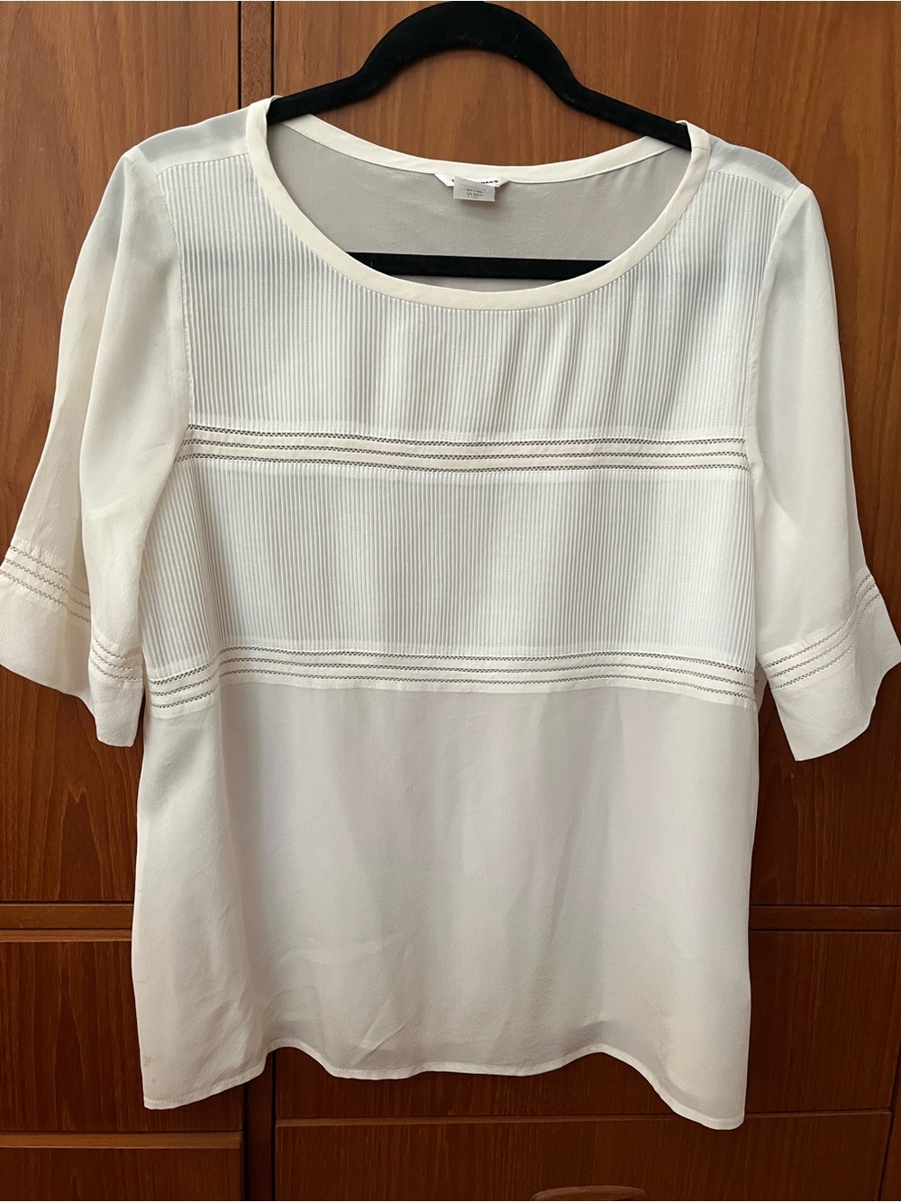 100% Silk Club Monaco Sz L Cream Eurosummer Sheer Blouse with Pintuck Lace Trim